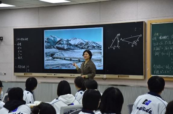 “三抓三促”进行时 | 兰州东方中学“136”自主参与高效教学模式赛课活动纪实