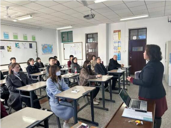 New term Parent-teacher conference record of Lanzhou Oriental International Seco