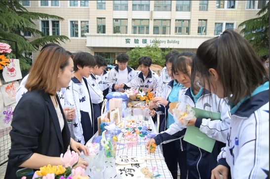 传递爱心正能量 | 兰州东方中学国际高中第二届校园义卖圆满落幕
