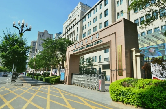 火热进行中｜兰州东方中学中考招生校长接待日暨校园开放日