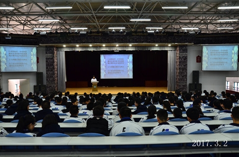 “书香溢校园，智慧伴人生”兰州交大东方中学高一年级举行学生读书交流活动