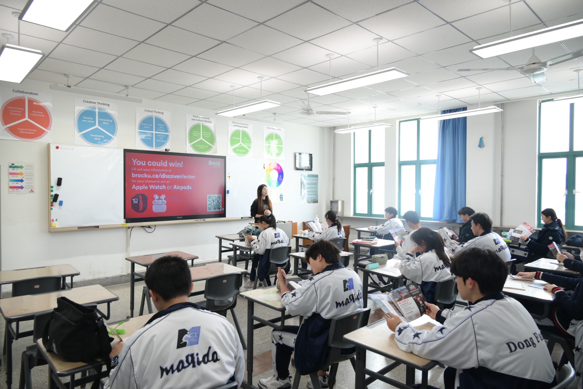 加拿大布鲁克大学招生官到访兰州东方中学国际高中
