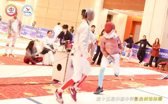 “击”扬青春 亮“剑”赛场 | 东方学子在中国中学生击剑锦标赛中摘得季军