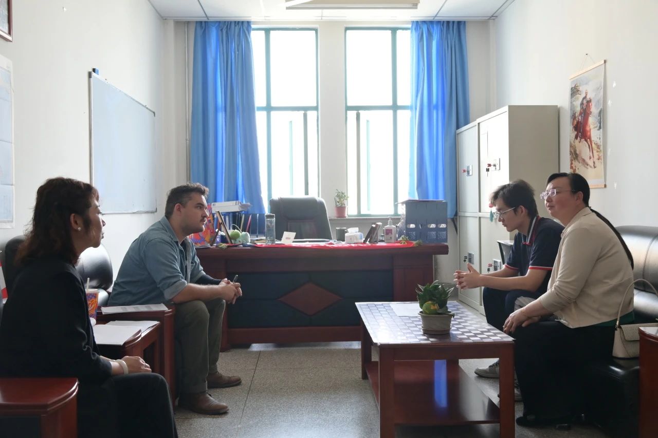 奋楫扬帆 赓续前行 | 兰州东方中学国际高中召开春季期中三方见面会