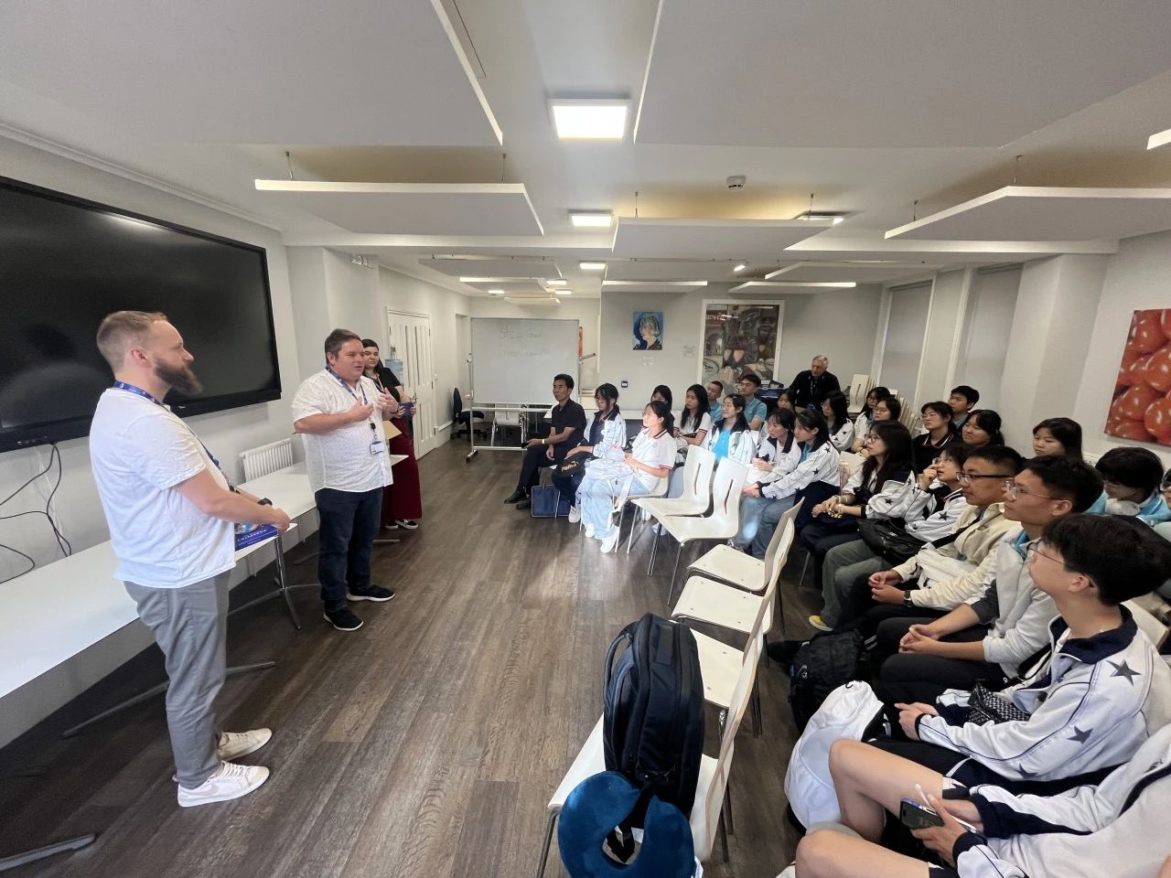 廿载风华启远航 | 兰州东方中学学子赴英国牛津开启世界名校学术之旅