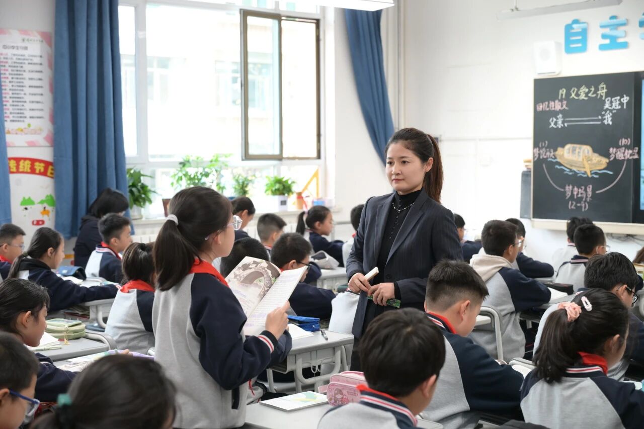 数字赋能展风采 智慧融合谱新篇 | 兰州东方学校（小学部）成功承办专题访校活动