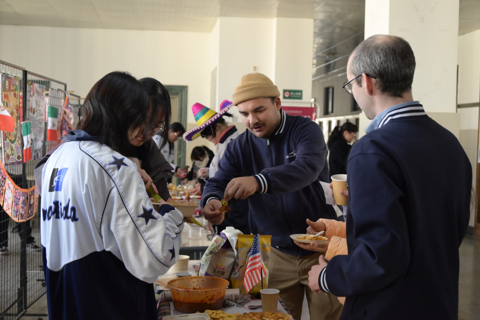 以多元文化交融深化国际化办学︱兰州东方中学国际高中成功举办国际文化节