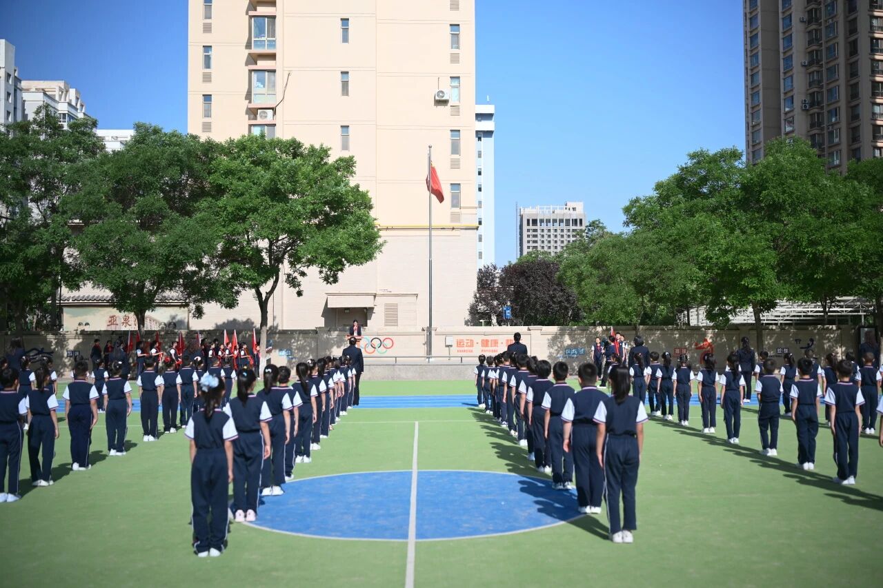高举队旗跟党走 做新时代好少年 | 兰州东方学校开展新队员入队仪式